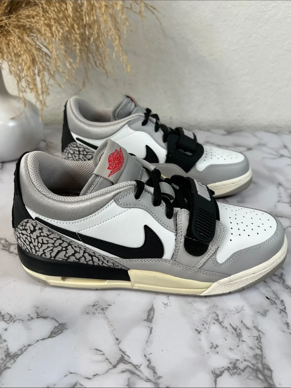 Jordan Legacy 312 Low Sizes 8.5 Women’s /7 Youth